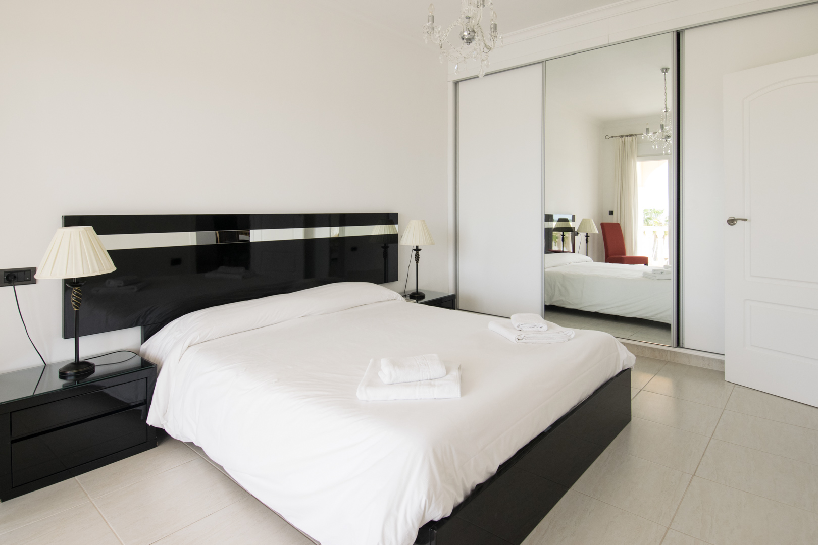 C4XY4556BEN Appartement met zeezicht te koop in luxe resort in La Fustera, Benissa