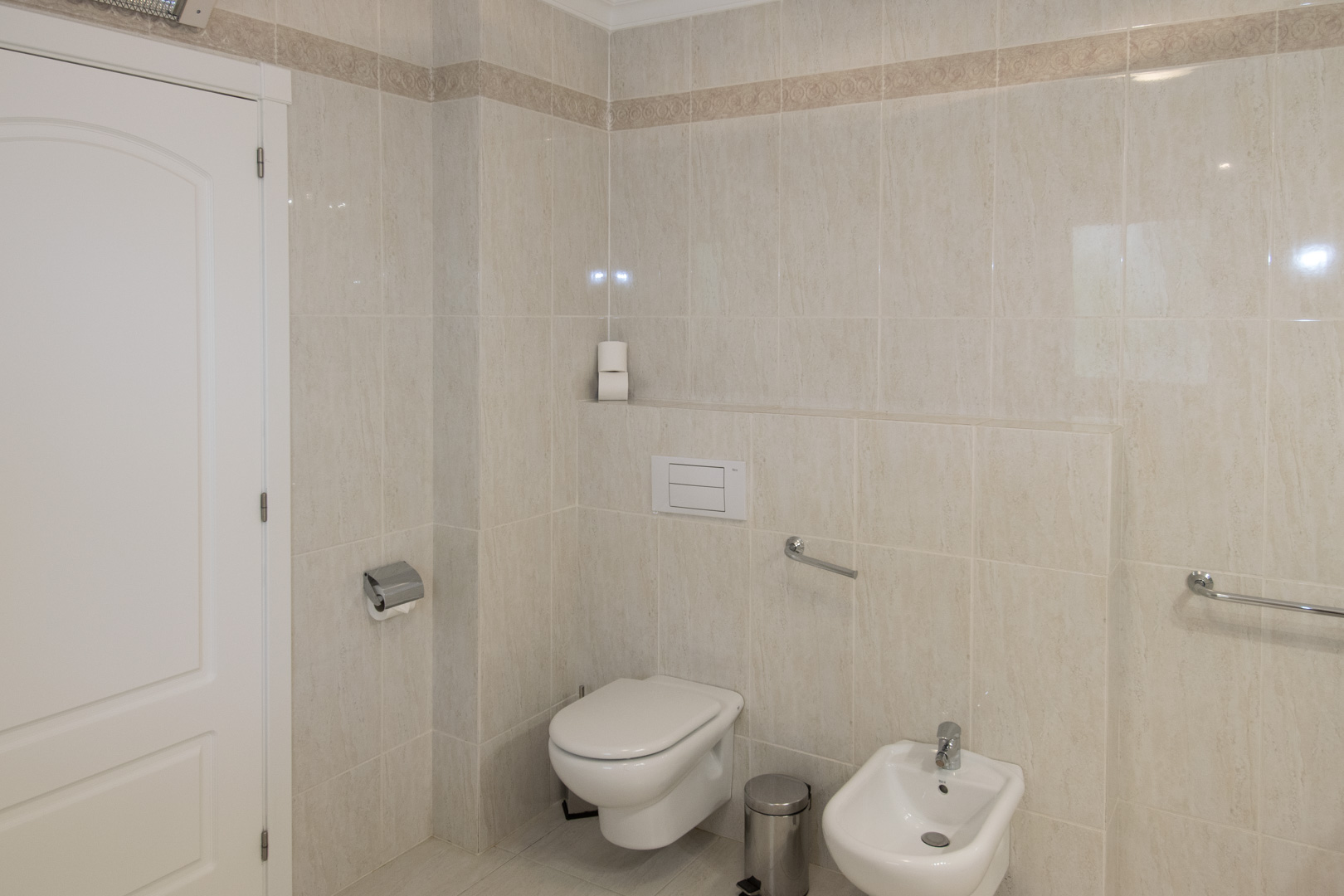 C4XY4556BEN Appartement met zeezicht te koop in luxe resort in La Fustera, Benissa