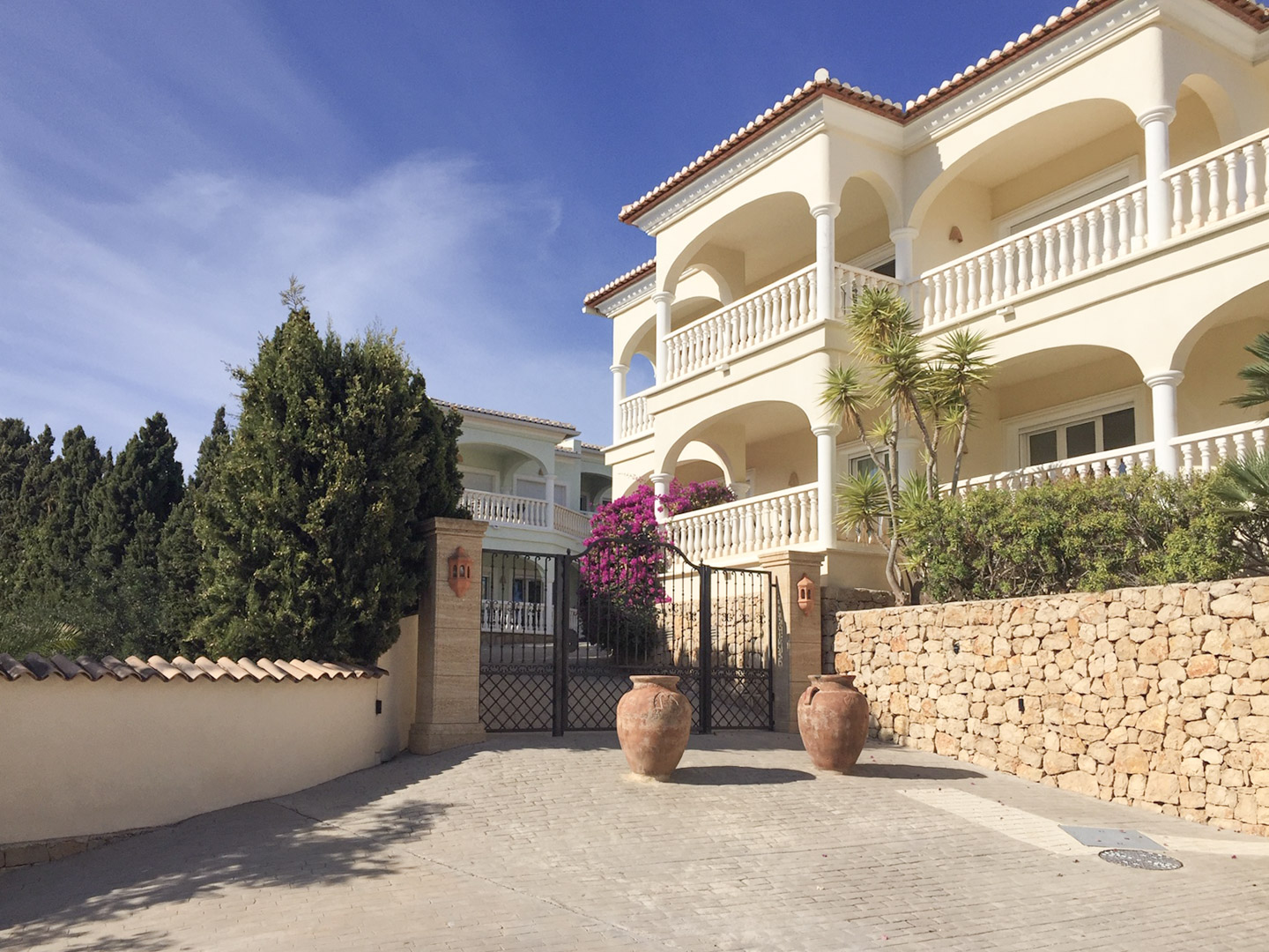 C4XY4556BEN Appartement met zeezicht te koop in luxe resort in La Fustera, Benissa