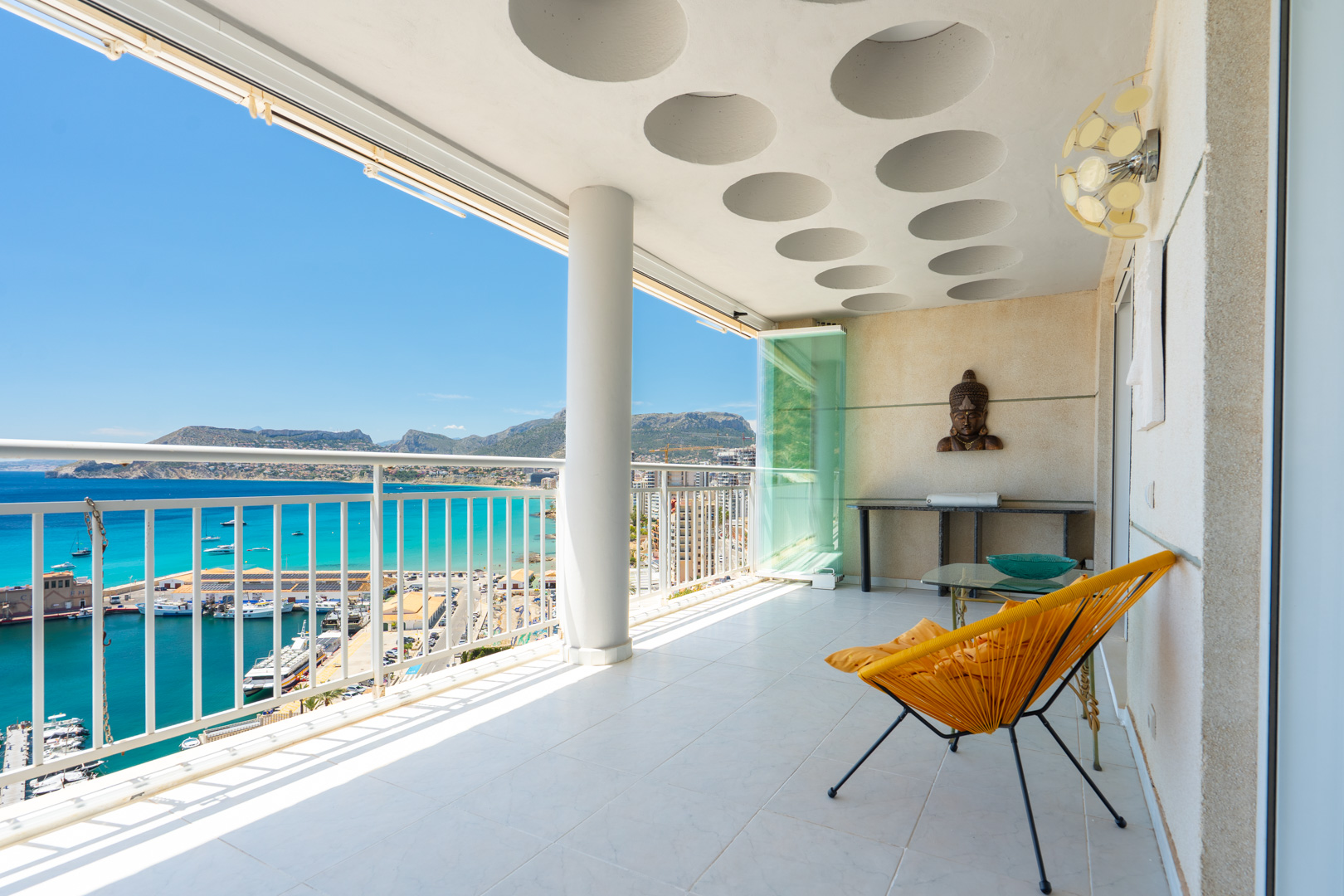 C4XY4655CAL Eerstelijns penthouse met panoramisch zeezicht te koop in de haven van Calpe