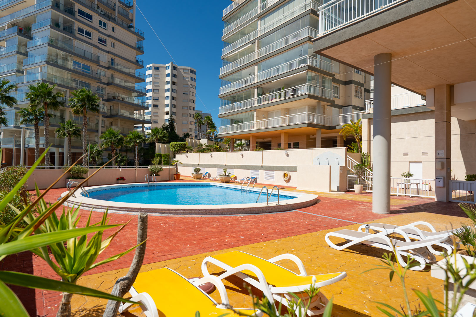 C4XY4655CAL Eerstelijns penthouse met panoramisch zeezicht te koop in de haven van Calpe