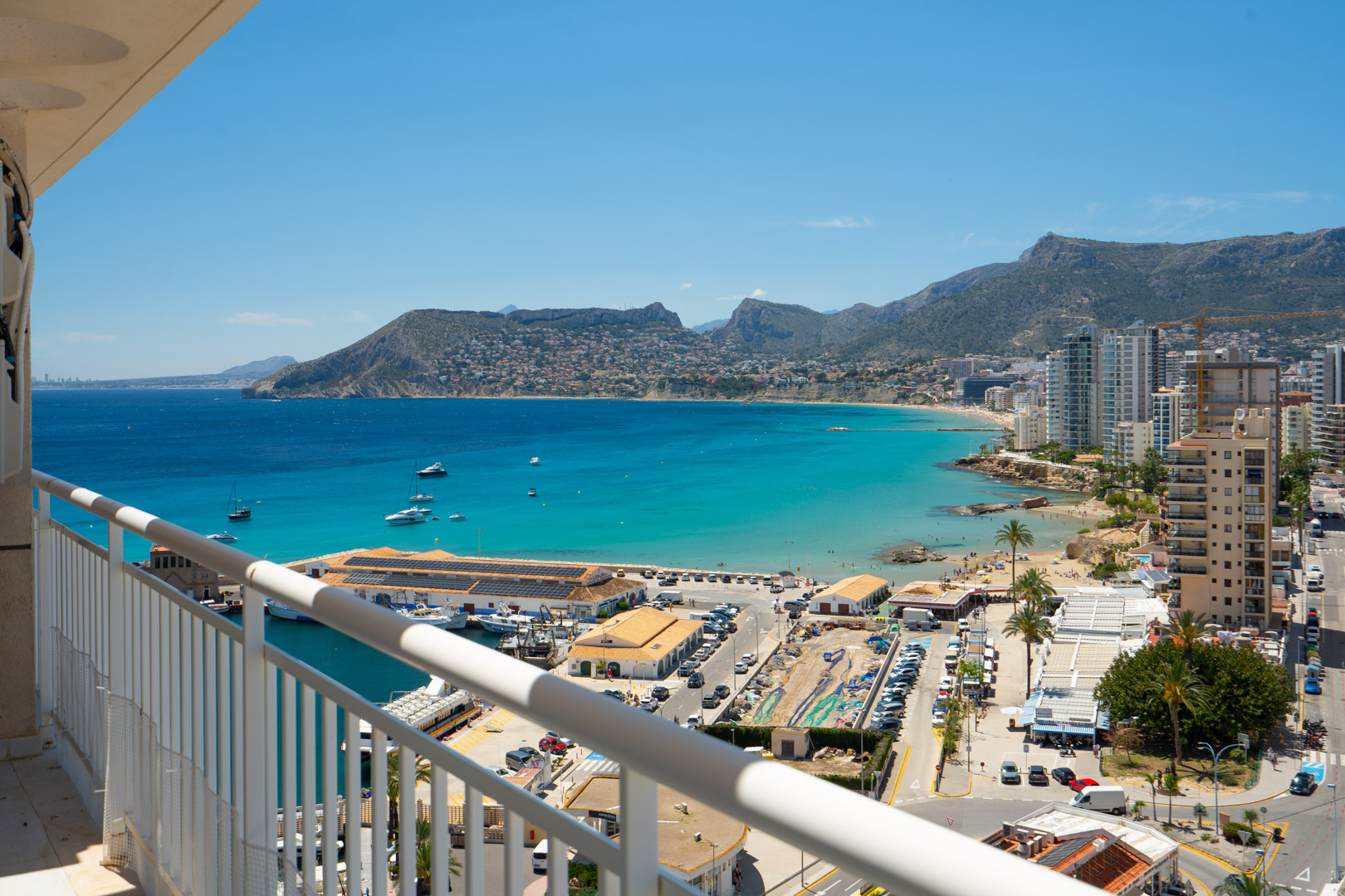 4656CAL_032 C4XY4656CAL Eerstelijns penthouse met zeezicht te koop op 200 m van het strand in Calpe