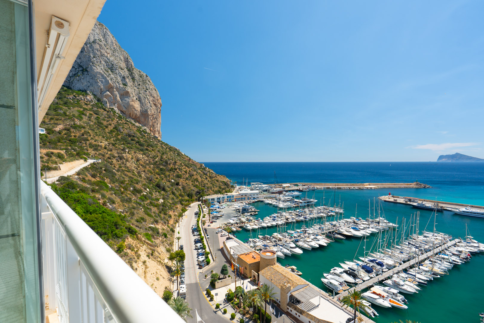 4656CAL_067 C4XY4656CAL Eerstelijns penthouse met zeezicht te koop op 200 m van het strand in Calpe