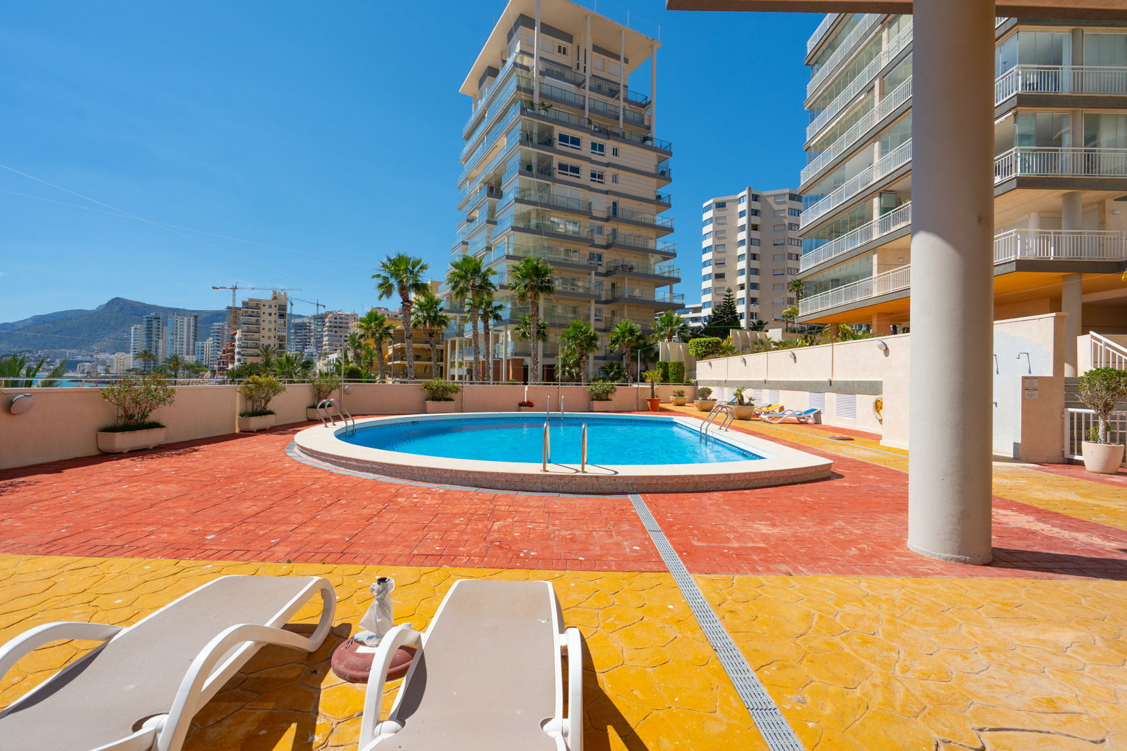 4656CAL_078 C4XY4656CAL Eerstelijns penthouse met zeezicht te koop op 200 m van het strand in Calpe