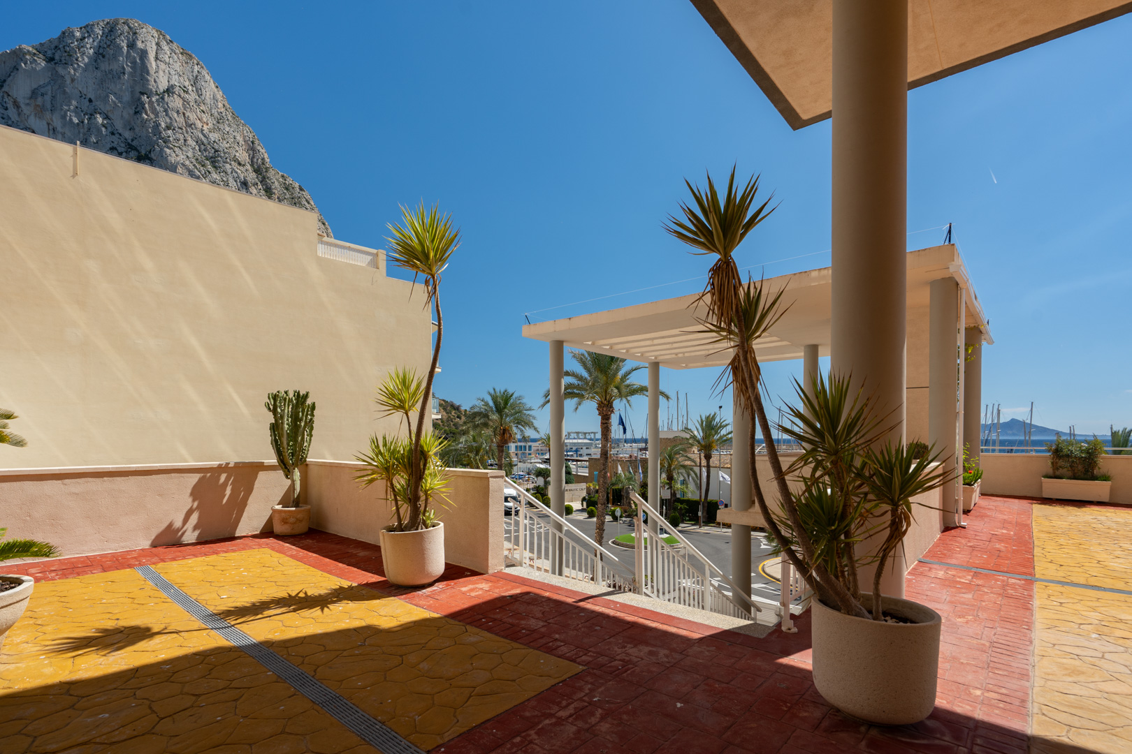 4656CAL_088 C4XY4656CAL Eerstelijns penthouse met zeezicht te koop op 200 m van het strand in Calpe
