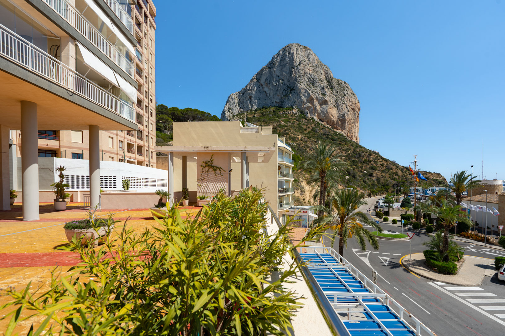 4656CAL_092 C4XY4656CAL Eerstelijns penthouse met zeezicht te koop op 200 m van het strand in Calpe