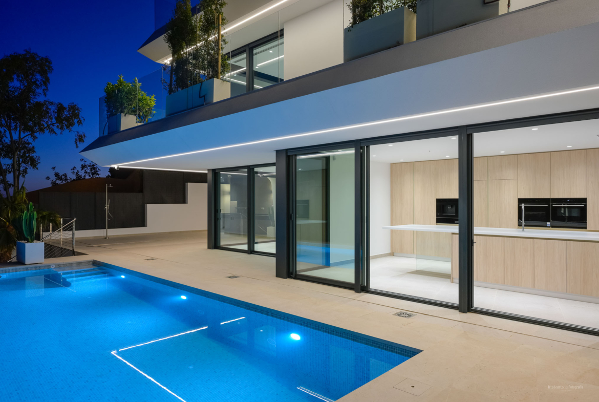 1170