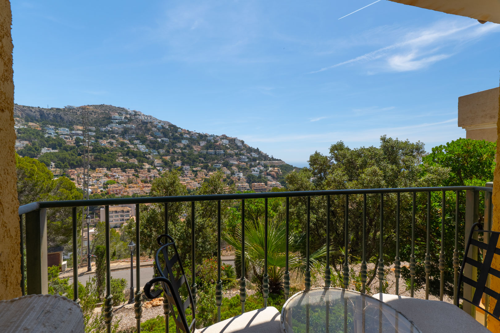C4XY8335ALT Geschakelde woning met zeezicht te koop in Altea Hills