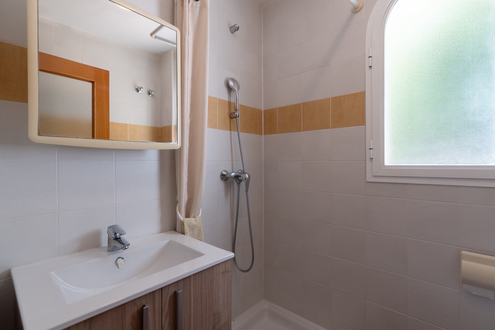 C4XY8335ALT Geschakelde woning met zeezicht te koop in Altea Hills