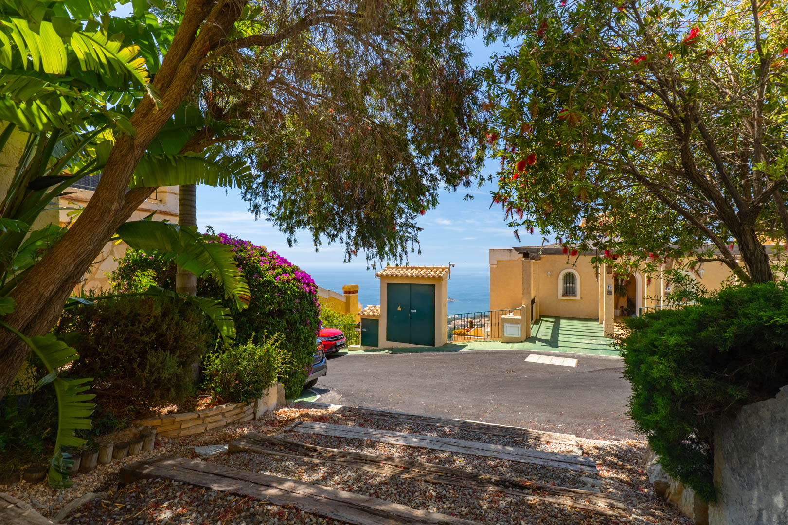C4XY8335ALT Geschakelde woning met zeezicht te koop in Altea Hills