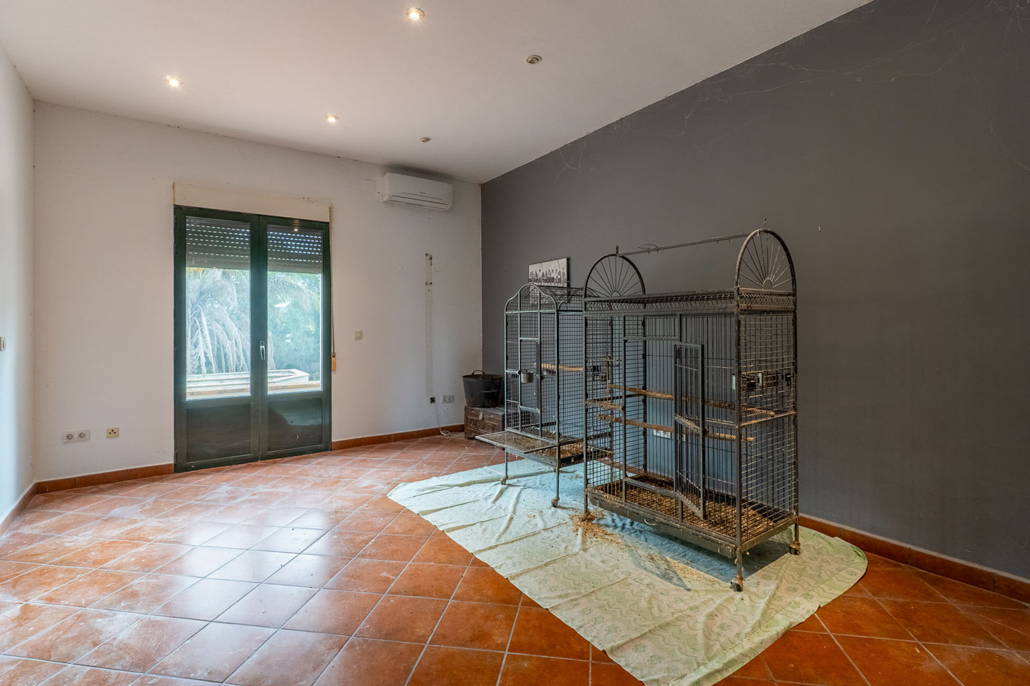 C4XY8336OND Villa te koop in Ondara.