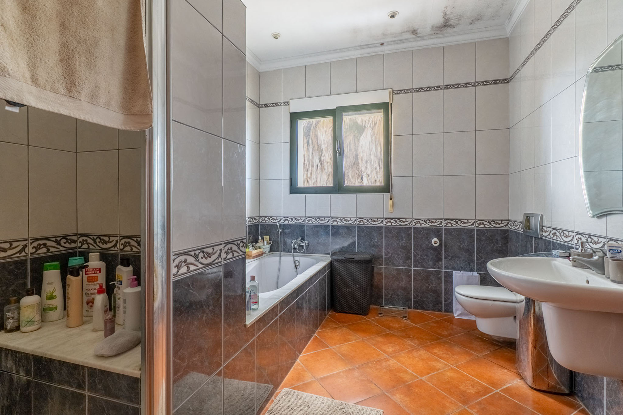 C4XY8336OND Villa te koop in Ondara.