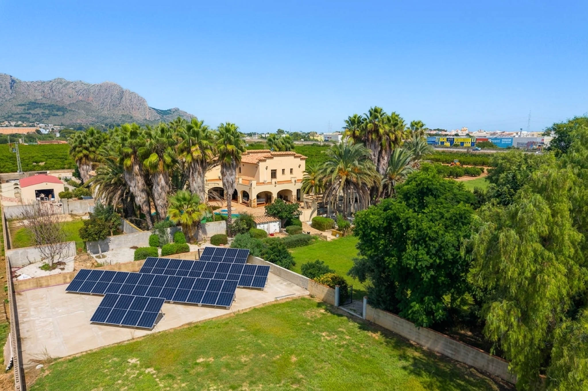 C4XY8336OND Villa te koop in Ondara.