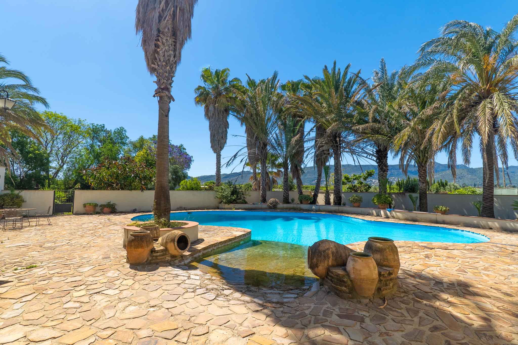 C4XY8336OND Villa te koop in Ondara.