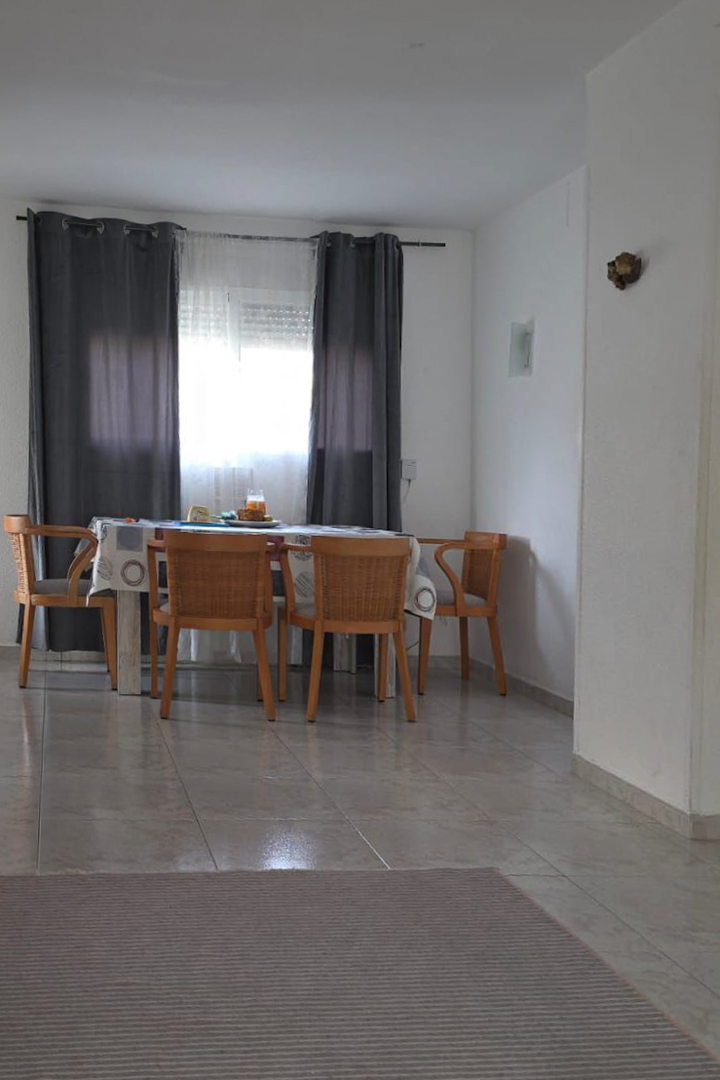 4664ALB Geschakelde woning te koop op 200 m van het strand in Albir
