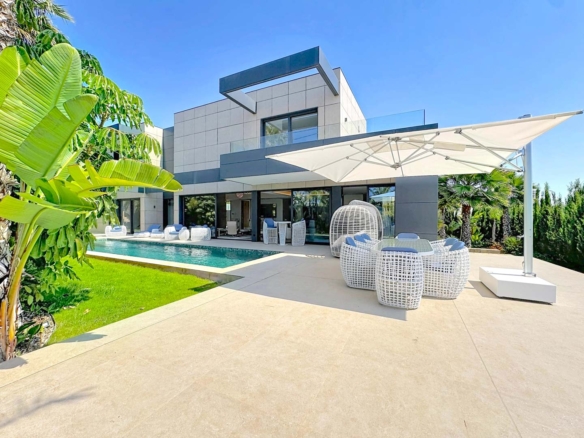 C3XY7123CAL Luxe villa met uitzicht op zee te koop in Calpe