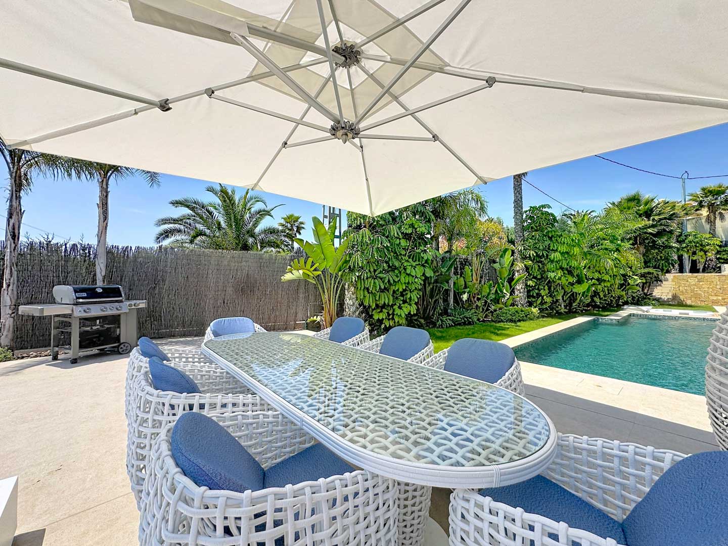 C3XY7123CAL Luxe villa met uitzicht op zee te koop in Calpe
