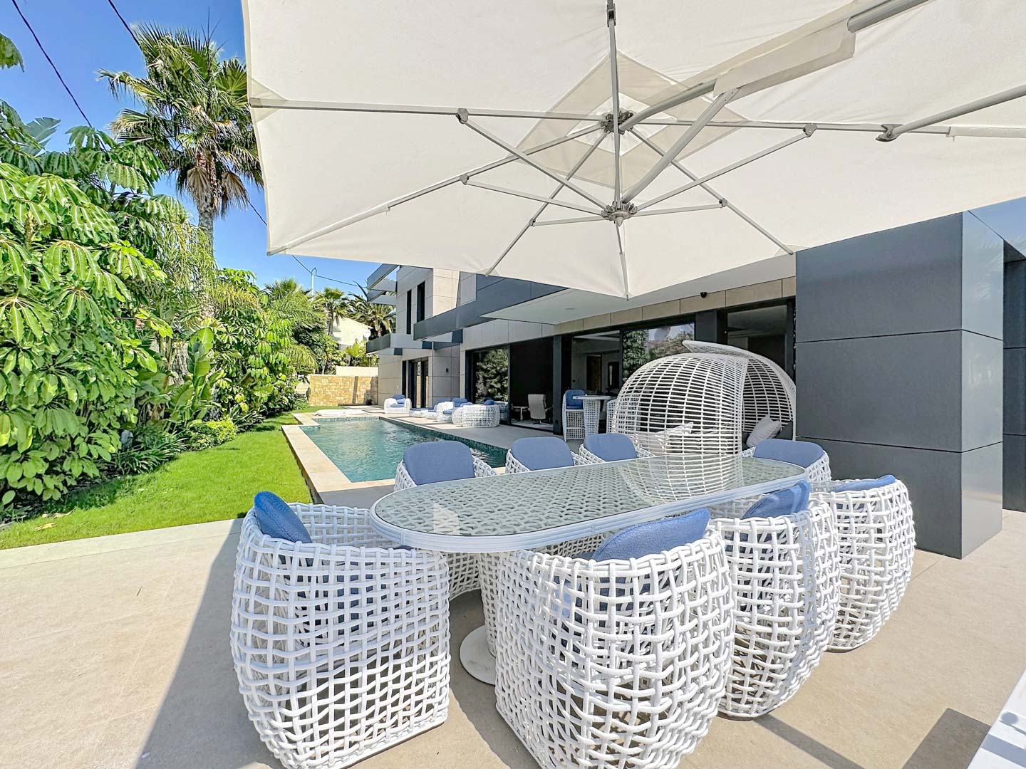 C3XY7123CAL Luxe villa met uitzicht op zee te koop in Calpe