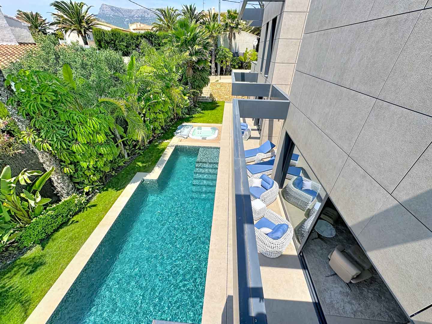 C3XY7123CAL Luxe villa met uitzicht op zee te koop in Calpe