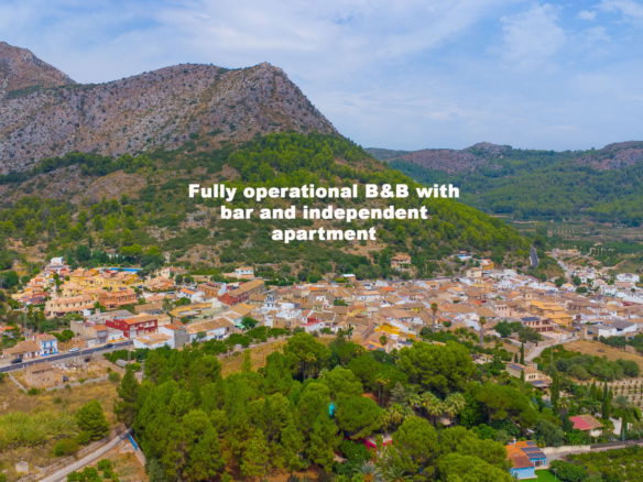 C4XY4674SAG Volledig operationele B met bar en onafhankelijk appartement te koop in Sagra