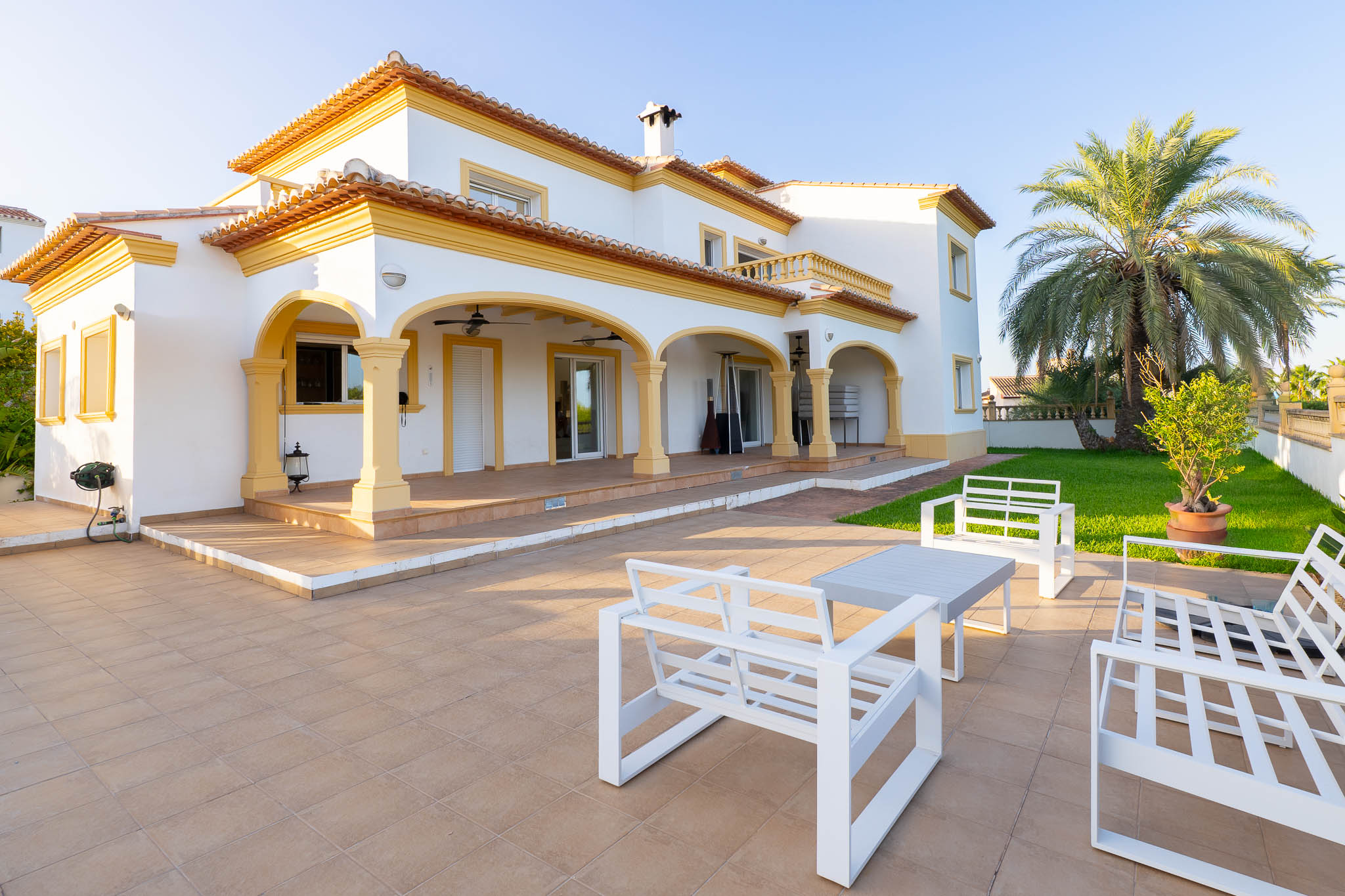 C3XY8350BEN Ruime villa te koop in Beniarbeig