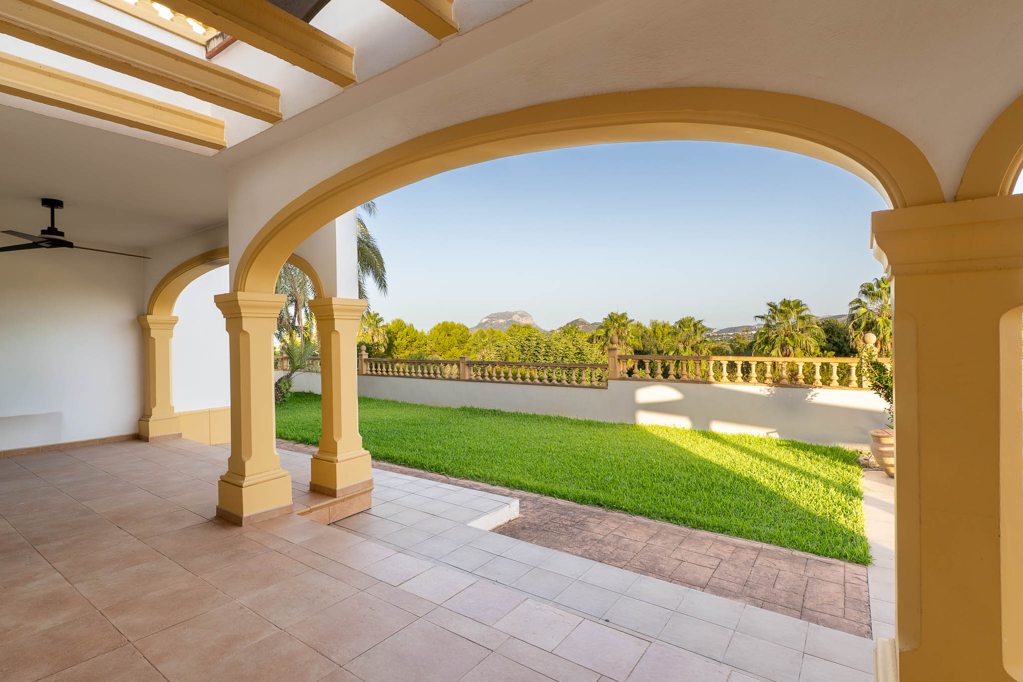 C3XY8350BEN Ruime villa te koop in Beniarbeig