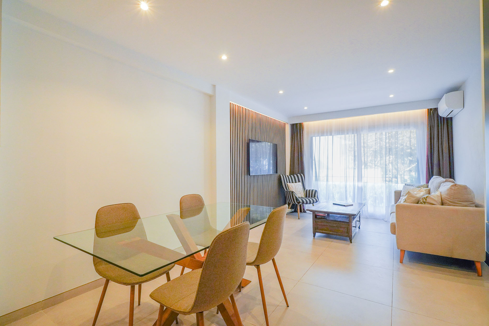 4697JAV Gerenoveerd appartement te koop aan de Arenal, Jávea