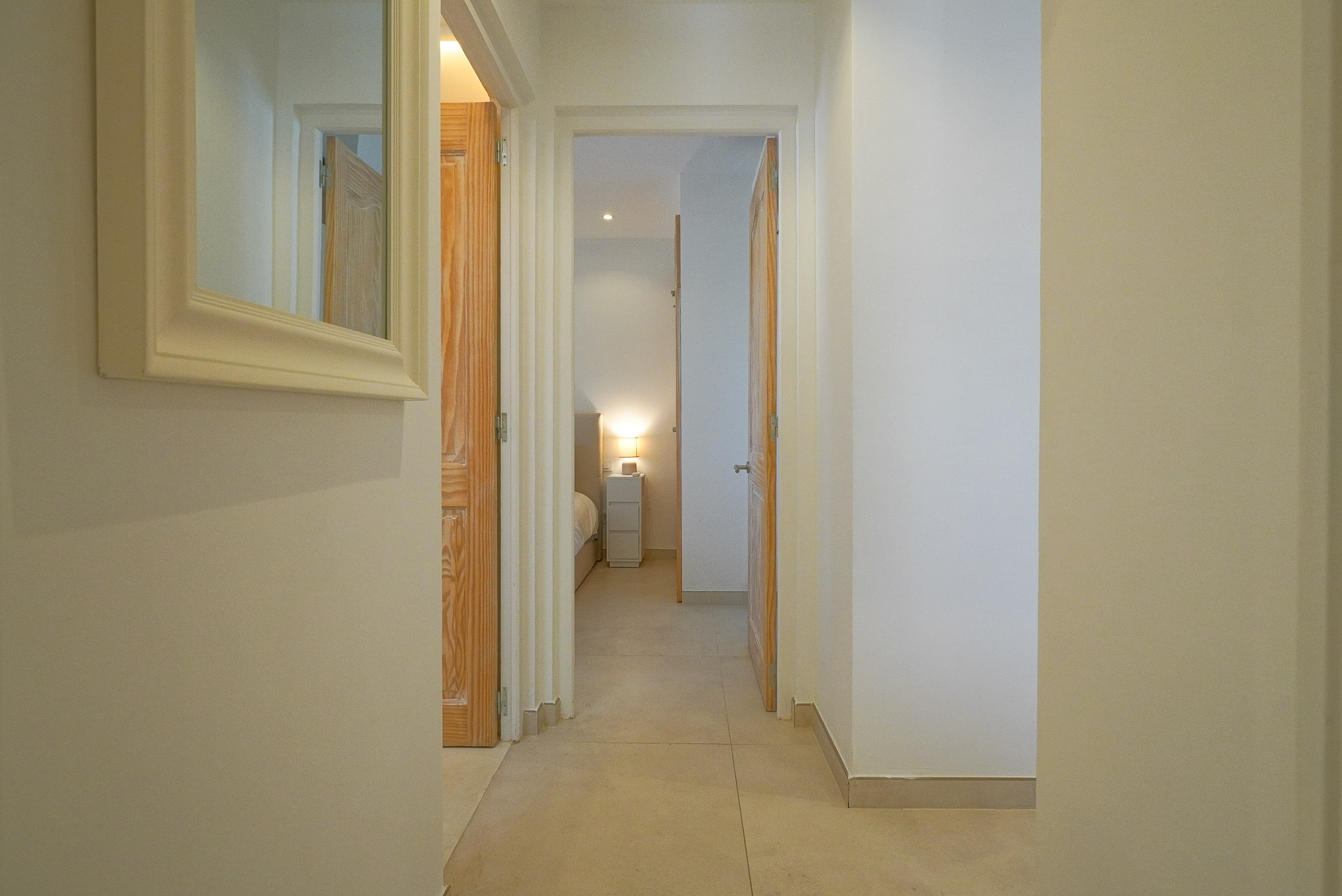 4697JAV Gerenoveerd appartement te koop aan de Arenal, Jávea