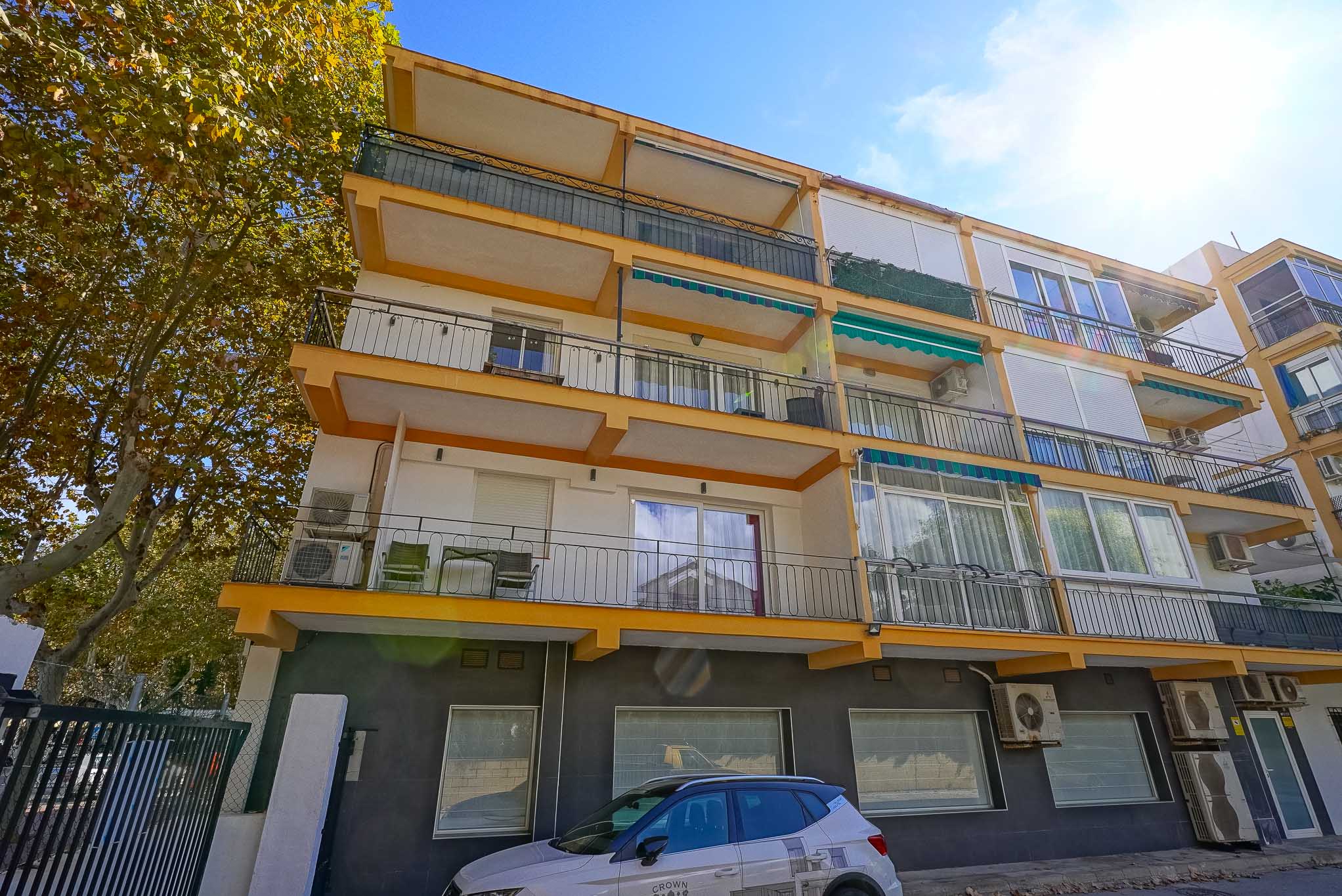 4697JAV Gerenoveerd appartement te koop aan de Arenal, Jávea